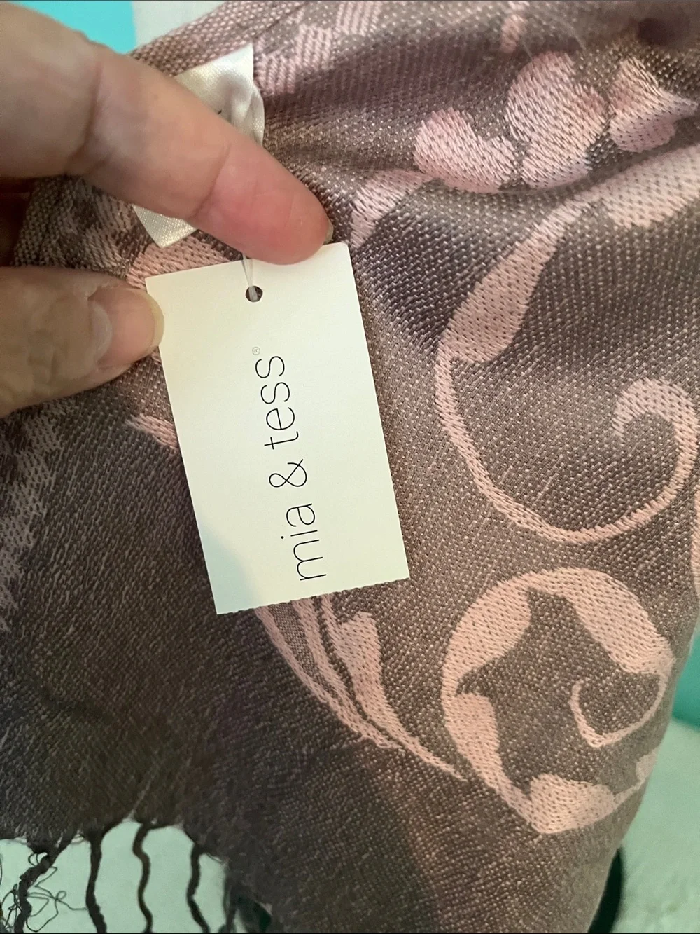 Luxurious Rose Pink Floral Jacquard Wrap Scarf
